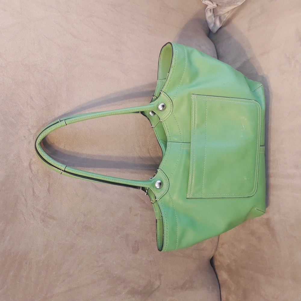 COACH Apple Green Legacy Bleecker Leather Tote Bag F14383 - Picture 3 of 16